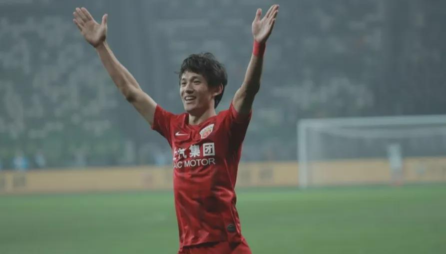 世界杯客户端升级下载-0-6！中超冠军溃败，申花队1-1爆冷，国足将大战乌兹别克斯坦队