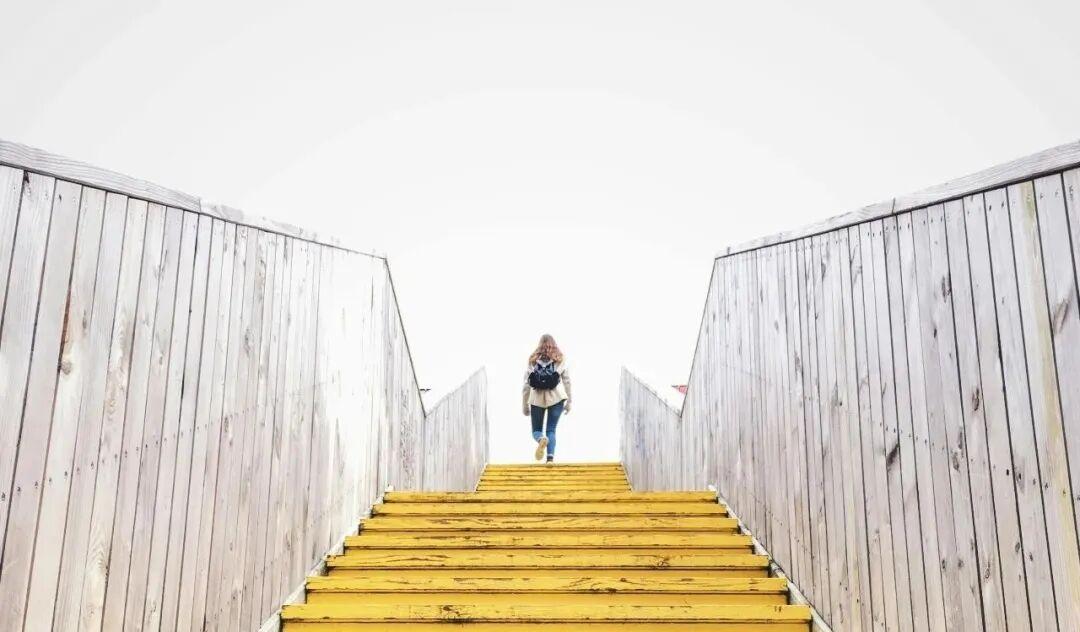 惊人的穷人定律：越是贫穷的家庭，越喜欢让子女从事这3类工作，结果越来越穷